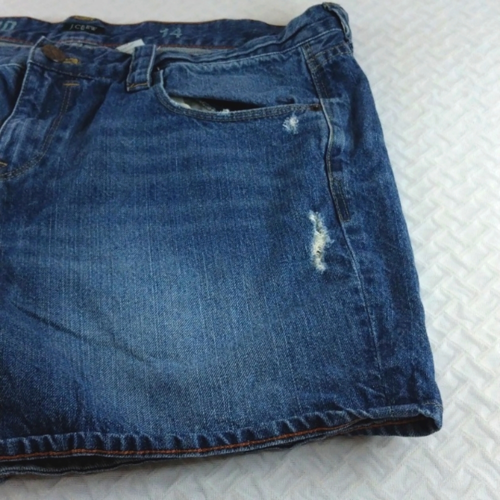 J. Crew Boyfriend Denim Distressed Shorts. Size 14 100% Cotton Good Condition